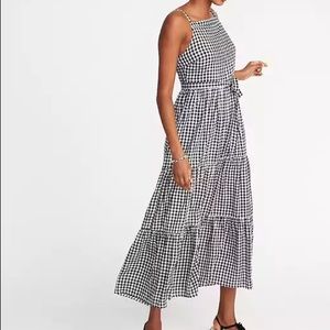 Gingham tiered dress